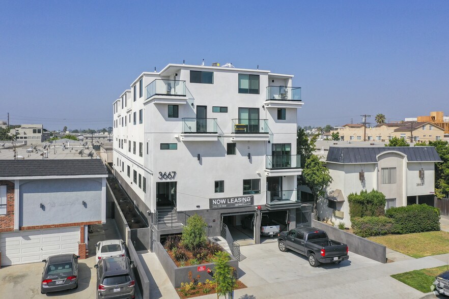 3667 Mentone Ave, Los Angeles, CA à vendre - Photo principale - Image 1 de 21