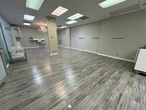 544-554 Lincoln Ave, Winnetka, IL for lease Building Photo- Image 2 of 3