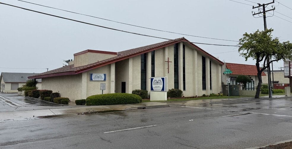 23601 Main St, Carson, CA for sale - Primary Photo - Image 1 of 6