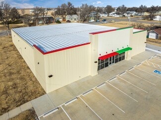 Plus de détails pour 312 W Carthage St, Meade, KS - Commerce de détail à louer