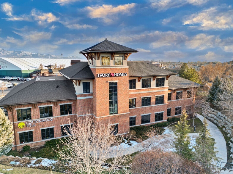 3340 N Center St, Lehi, UT à louer - Photo principale - Image 1 de 8