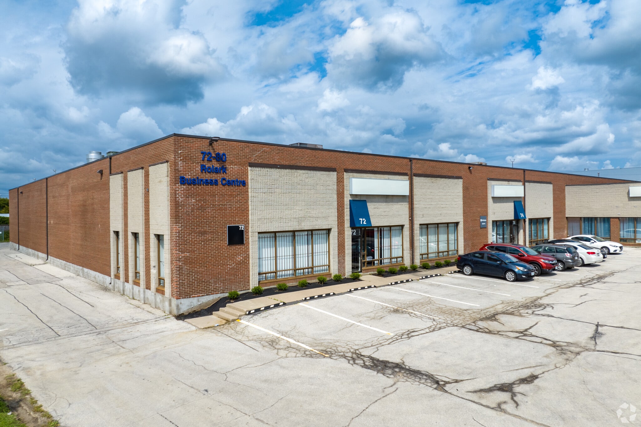72-80 Rolark Dr, Toronto, ON for lease Primary Photo- Image 1 of 6