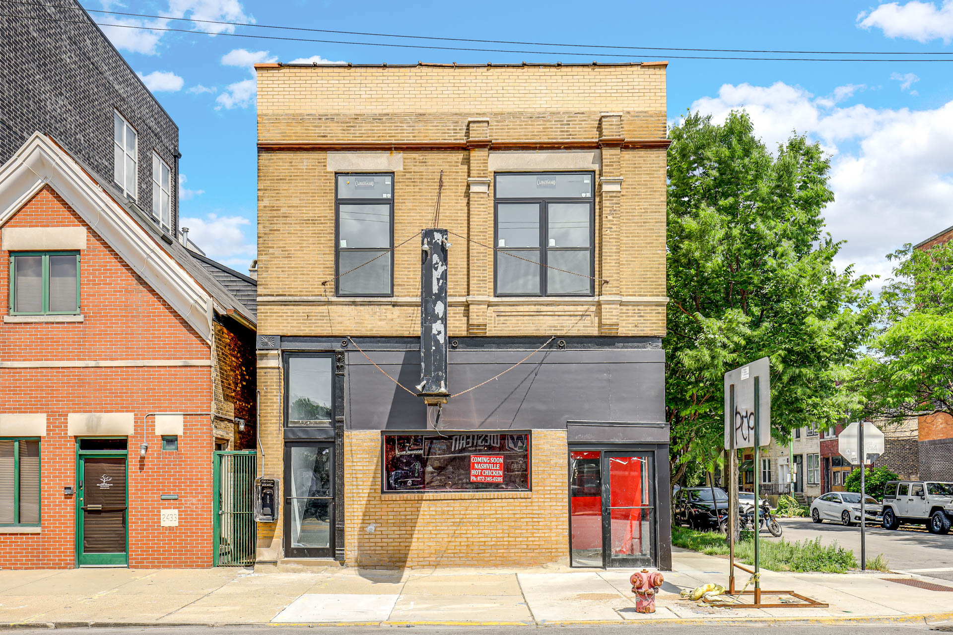 2431 N Western Ave, Chicago, IL à vendre Photo du bâtiment- Image 1 de 1