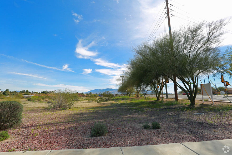 8495 E Golf Links Rd, Tucson, AZ for sale - Primary Photo - Image 1 of 1