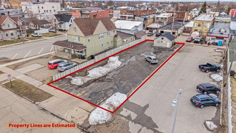 1211 Ludington St, Escanaba, MI for sale - Aerial - Image 2 of 32