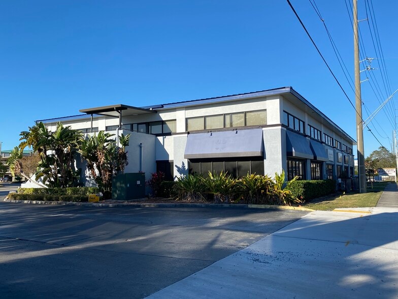 3980 Tampa Rd, Oldsmar, FL for lease - Building Photo - Image 2 of 25
