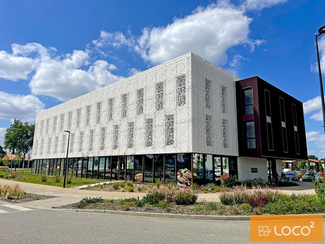 226 Avenue Des Pyrénées, Muret for lease Building Photo- Image 1 of 24
