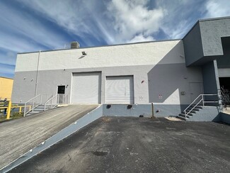 More details for 5120-5130 NW 165th St, Hialeah, FL - Industrial for Lease