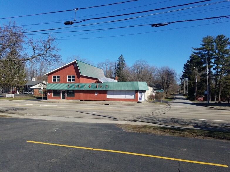 600 Fairmount Ave, Jamestown, NY à vendre - Photo du bâtiment - Image 2 de 23