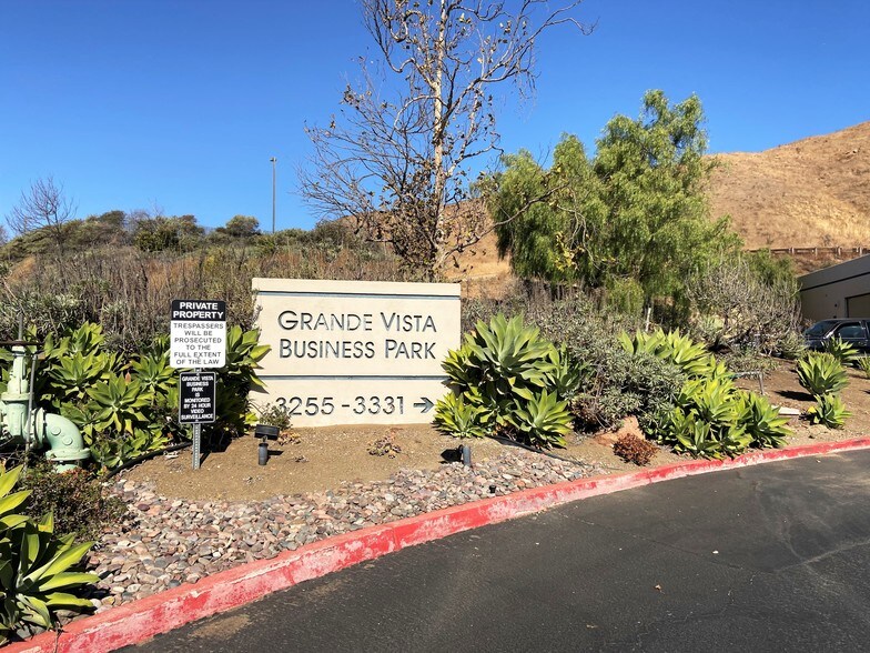 3305-3311 Grande Vista Dr, Newbury Park, CA à vendre - Autre - Image 2 de 26