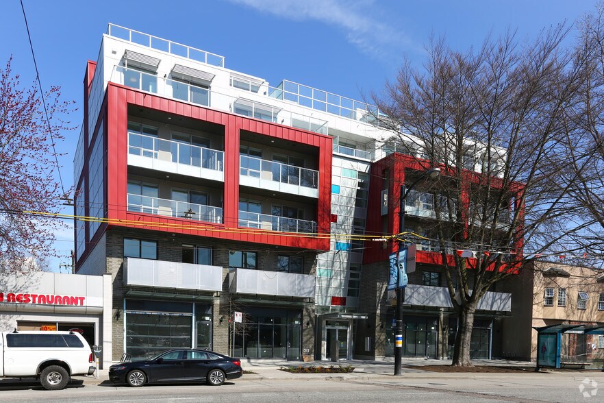 379 E Broadway, Vancouver, BC à vendre - Photo intérieure - Image 3 de 12