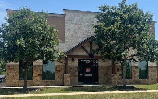 308 Hazelwood St, Leander, TX for lease Building Photo- Image 1 of 3