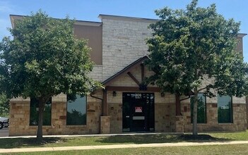 308 Hazelwood St, Leander, TX for lease Building Photo- Image 1 of 3