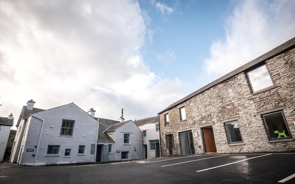 63 Main St, Kendal à louer - Photo du bâtiment - Image 3 de 4