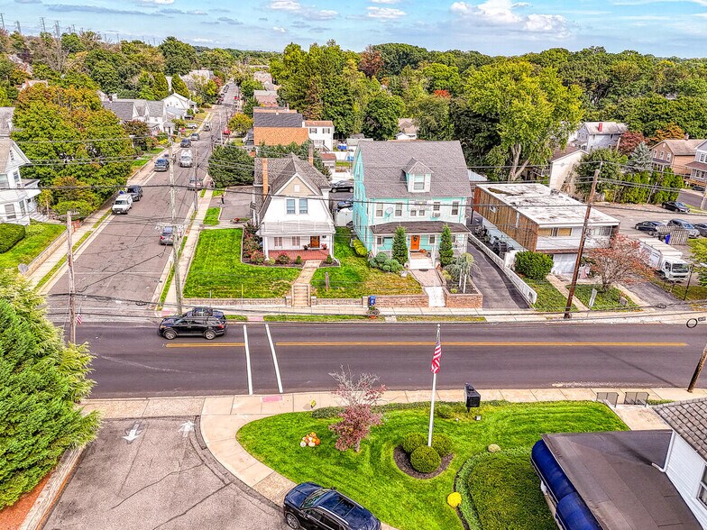 173 N Main St, Milltown, NJ à vendre - Photo du bâtiment - Image 2 de 58
