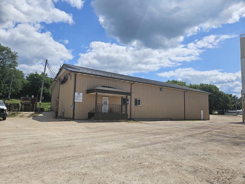 529 Furnace St, Mayville, WI for sale - Building Photo - Image 2 of 20