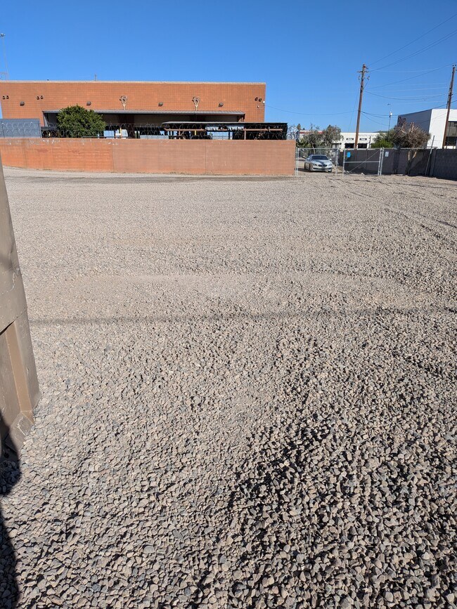 Plus de détails pour 7801 N BLACK CANYON HIGHWAY #4, Phoenix, AZ - Terrain à louer