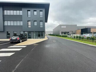 Plus de détails pour Bureau, Local d'activités à louer