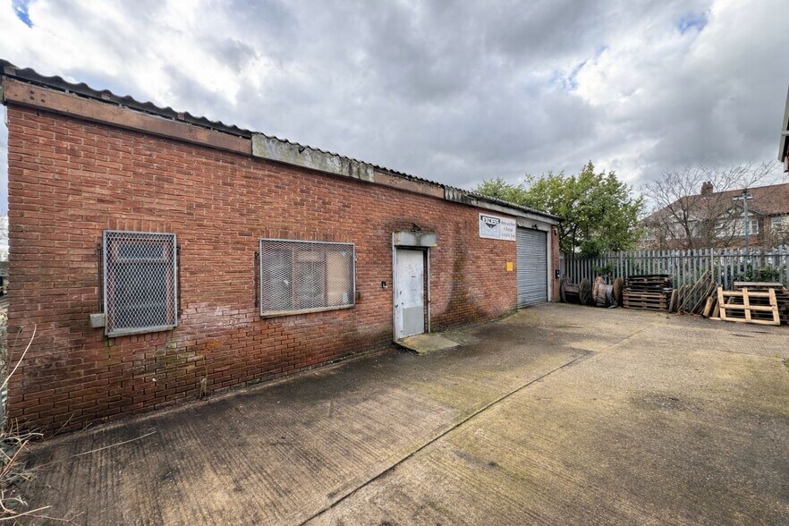 58 Larkshall Rd, Londres à louer - Photo du bâtiment - Image 2 de 2