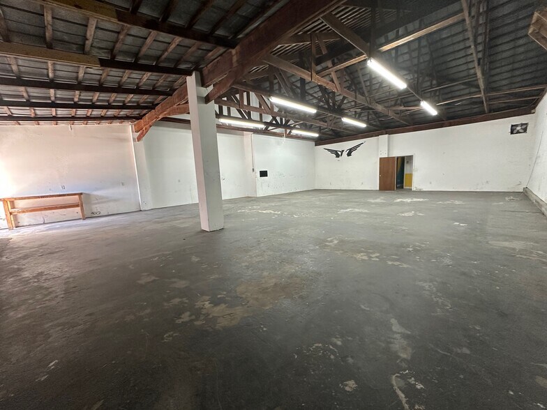 614-618 Grand Central St, Clearwater, FL à louer - Photo du bâtiment - Image 3 de 14