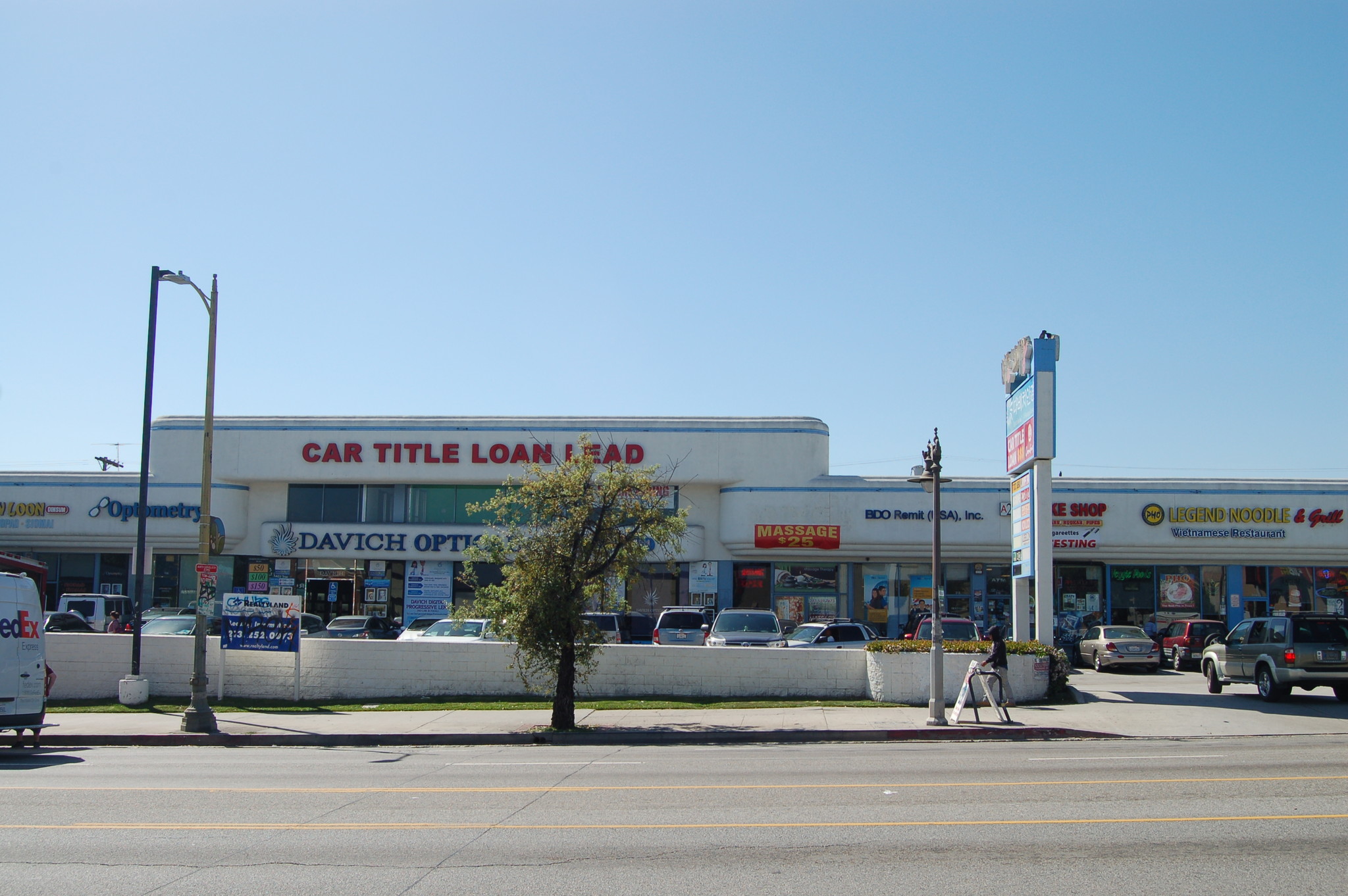 187-233 S Vermont Ave, Los Angeles, CA à louer Photo du b timent- Image 1 de 2