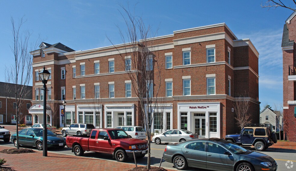 5201-5209 Center St, Williamsburg, VA à louer - Photo du bâtiment - Image 2 de 4