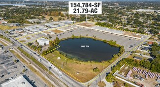 Plus de détails pour 2751 W Old US Highway 441, Mount Dora, FL - Commerce de détail à vendre