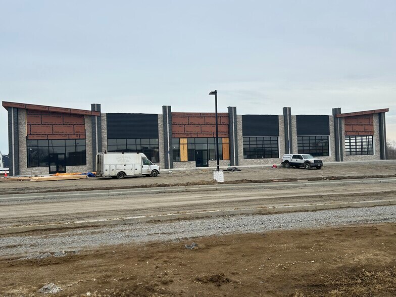 17980 Brandywine Dr, Lowell, IN à louer - Photo du bâtiment - Image 3 de 8