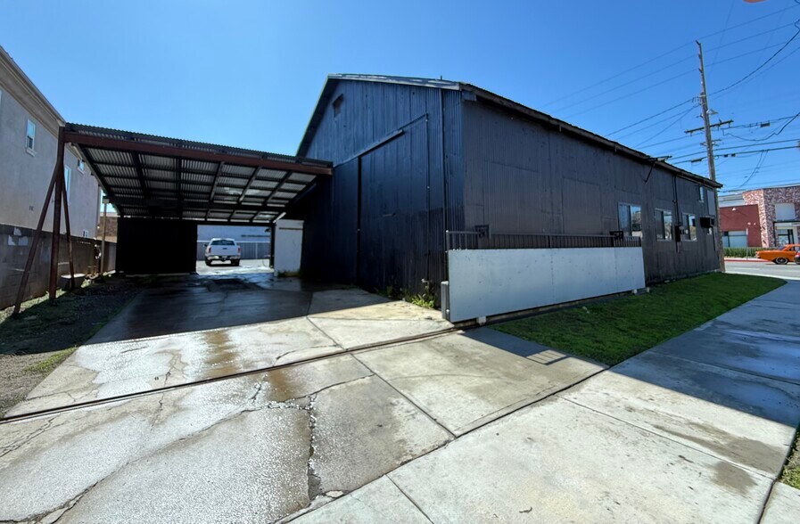 24800 Narbonne Ave, Lomita, CA à louer - Photo du bâtiment - Image 2 de 5