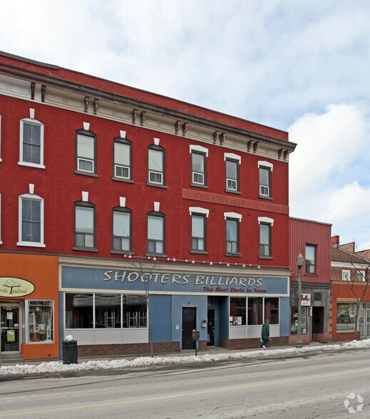 37-39 King Av E, Newcastle, ON for lease - Building Photo - Image 2 of 4