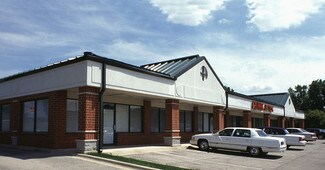Plus de détails pour 1550 Maple Ave, Lisle, IL - Commerce de détail à louer
