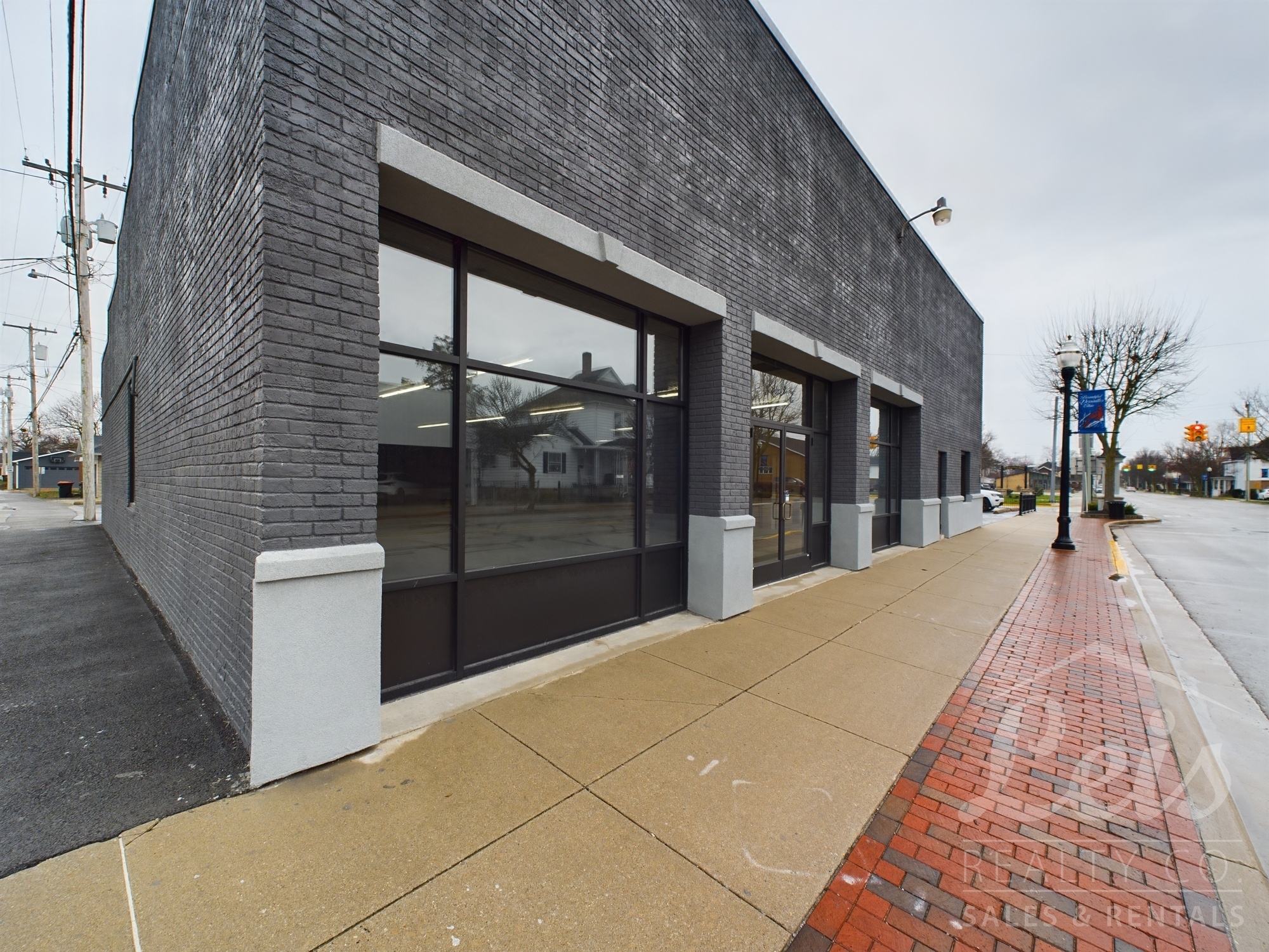 39 S Center St, Versailles, OH for lease Building Photo- Image 1 of 7