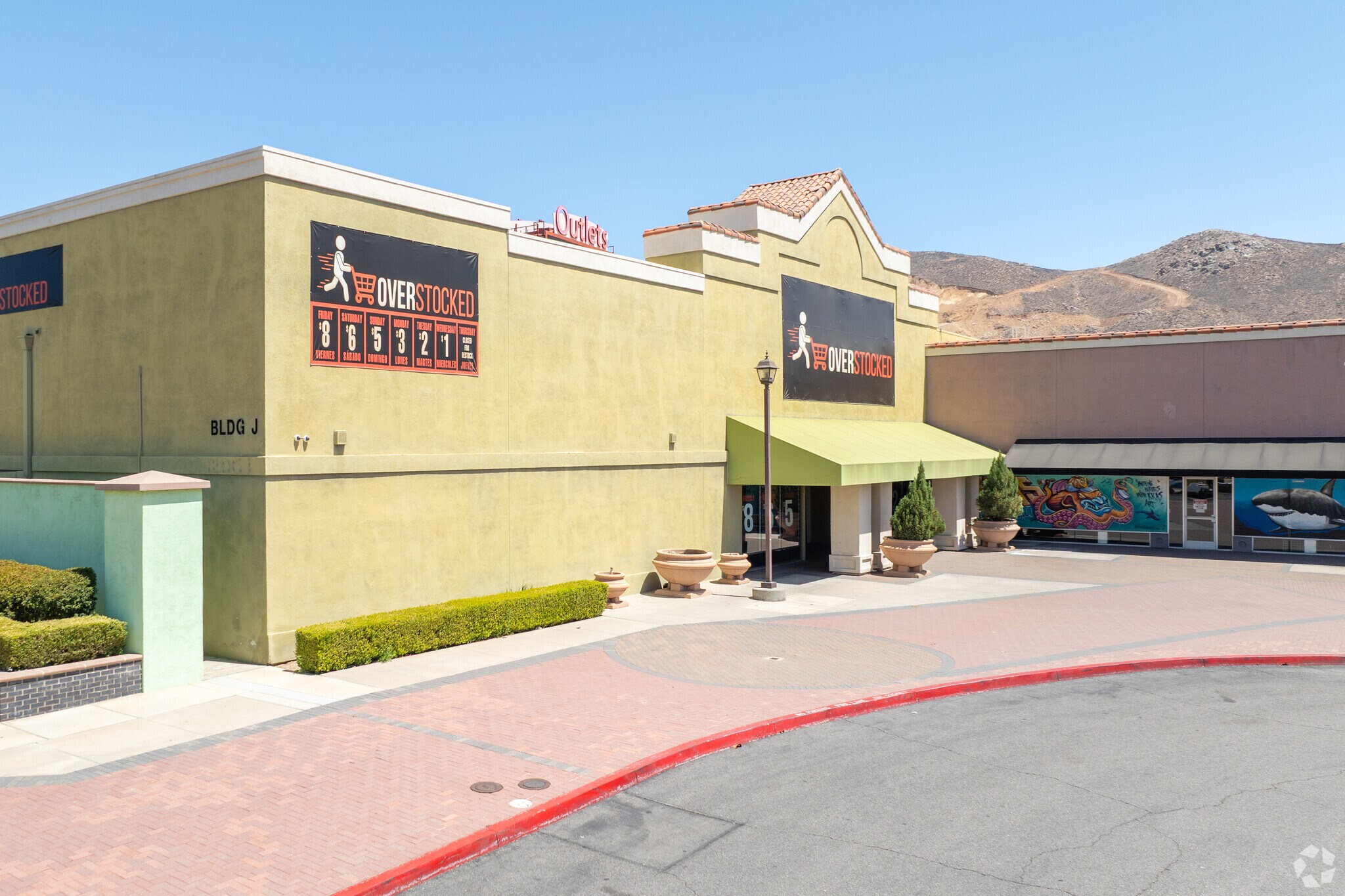 17600 Collier Ave, Lake Elsinore, CA for sale Primary Photo- Image 1 of 5