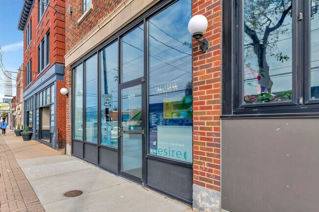 Plus de détails pour 6091-6095 Montgomery Rd, Cincinnati, OH - Commerce de détail à louer