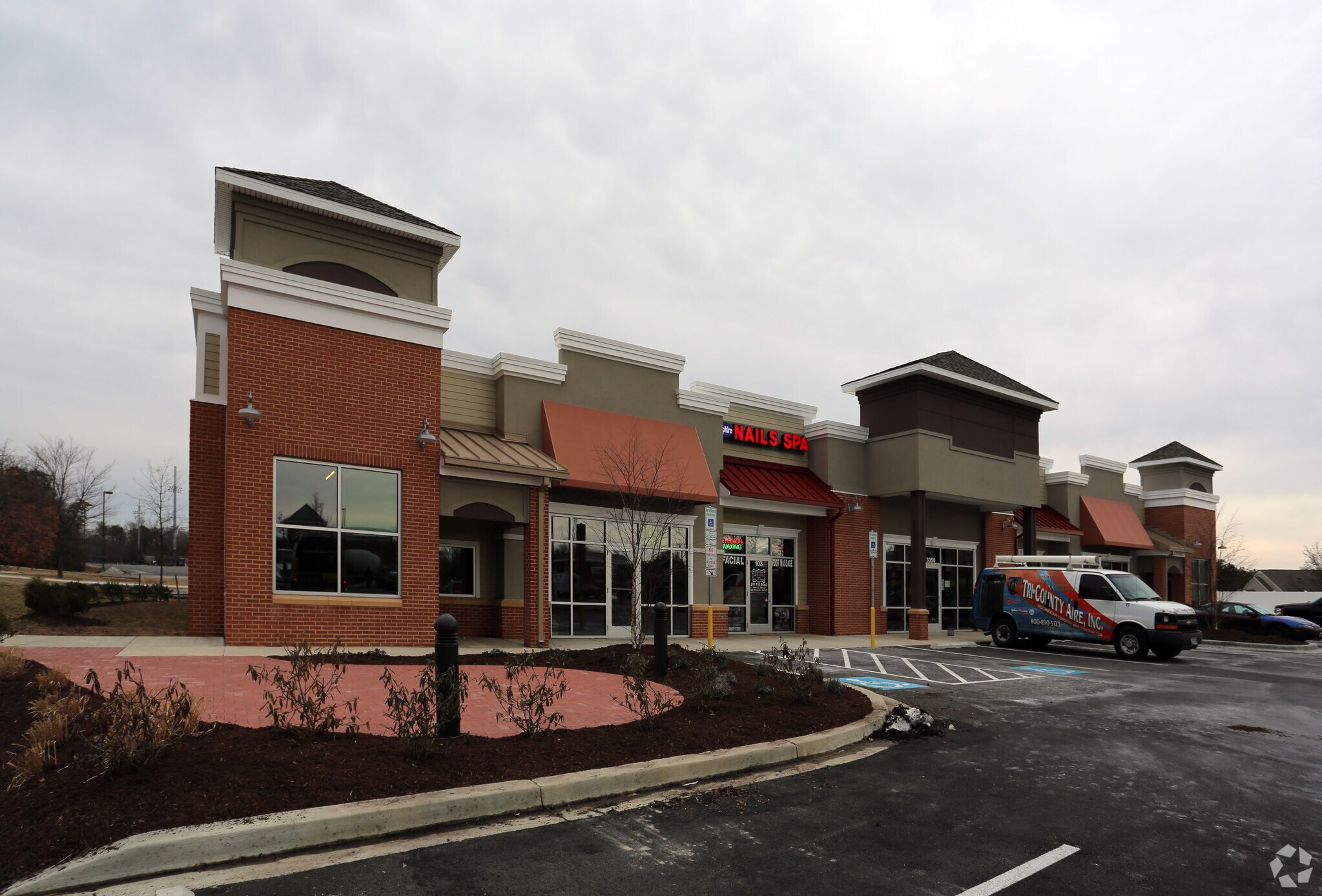 3350-3380 Middletown Rd, Waldorf, MD for lease Building Photo- Image 1 of 4