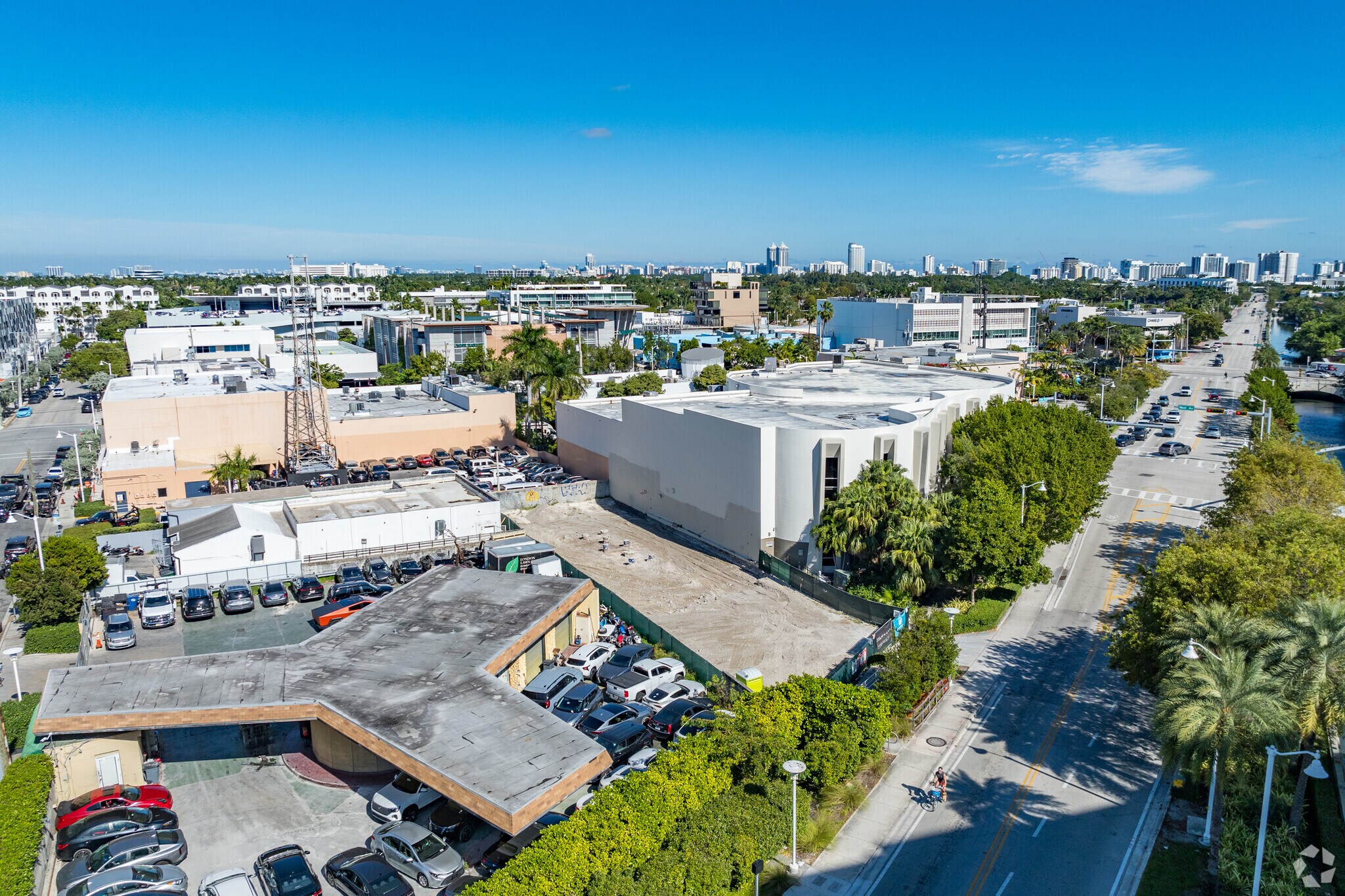 1333 Dade Blvd, Miami Beach, FL for lease Primary Photo- Image 1 of 2