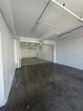 122 E 7th St, Los Angeles, CA for lease Interior Photo- Image 2 of 2