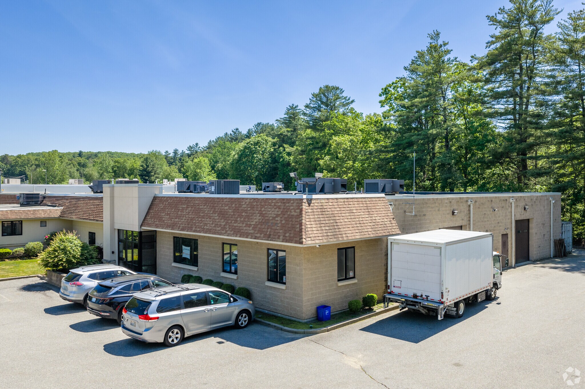 15 Lark Industrial Pky, Greenville, RI for sale Primary Photo- Image 1 of 5