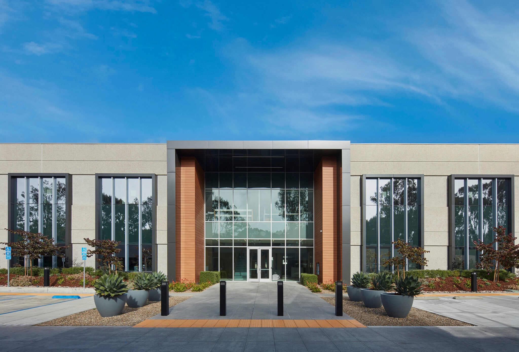 3525 John Hopkins Ct, San Diego, CA for lease Building Photo- Image 1 of 9