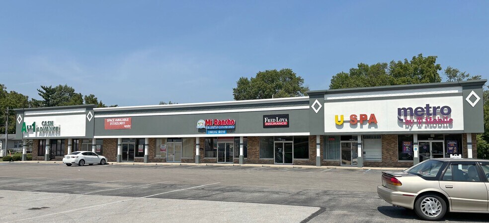 8502-8524 E Washington St, Indianapolis, IN à louer - Photo du bâtiment - Image 2 de 4