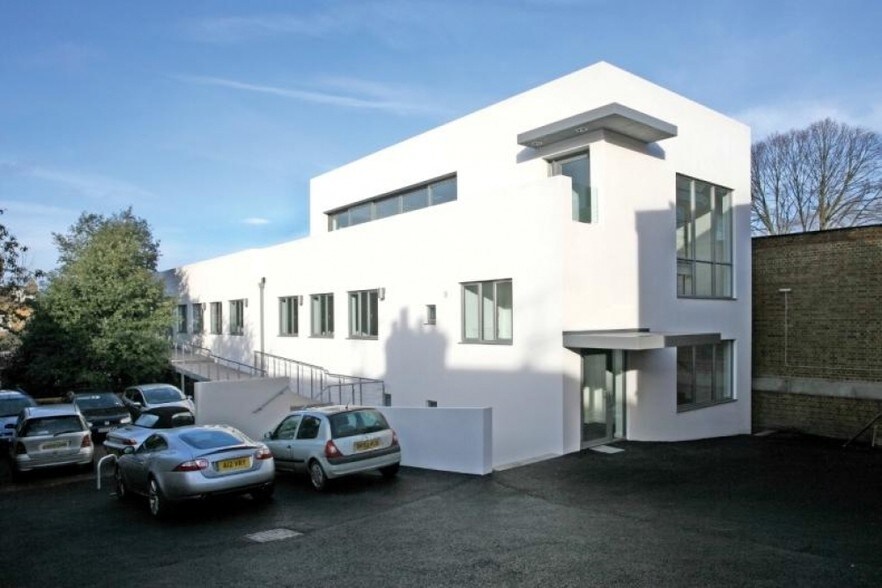 9 Sydenham Rd, Guildford à vendre - Photo du bâtiment - Image 2 de 26