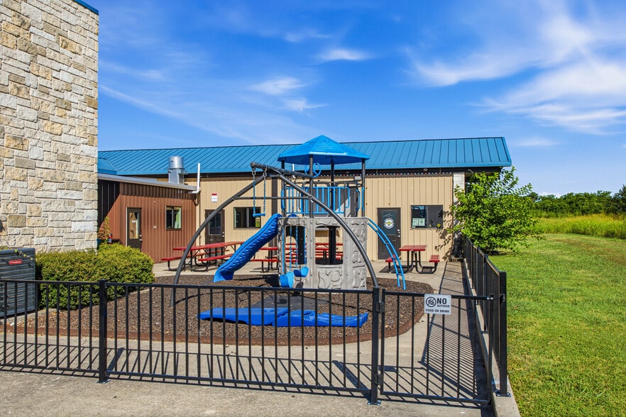 1150 Canyon Creek Dr, Temple, TX for sale - Building Photo - Image 3 of 11