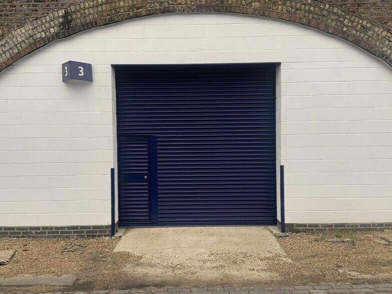 Arch 3-5 Culvert Pl, Londres à louer - Photo du bâtiment - Image 3 de 9