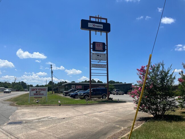 More details for 11714 Arch St Pike, Little Rock, AR - Flex for Lease