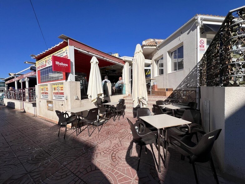 Retail in Rojales for sale - Building Photo - Image 3 of 8