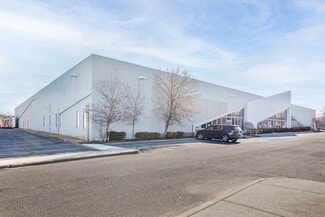 Plus de détails pour 1101 Lakeland Ave, Bohemia, NY - Industriel à louer