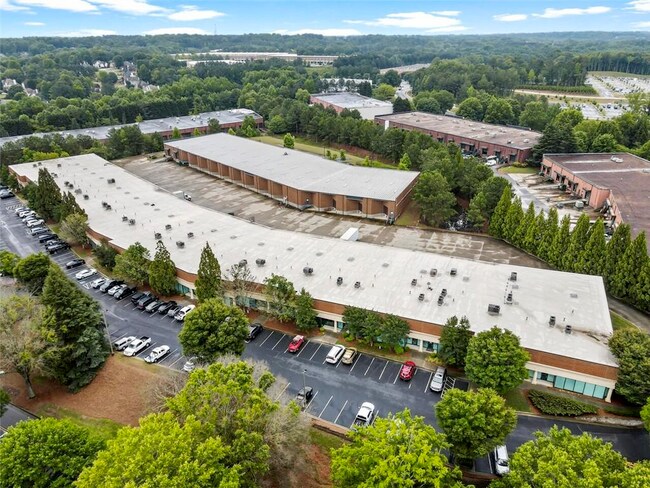 Plus de détails pour 5910 Shiloh Rd E, Alpharetta, GA - Local d'activités à louer