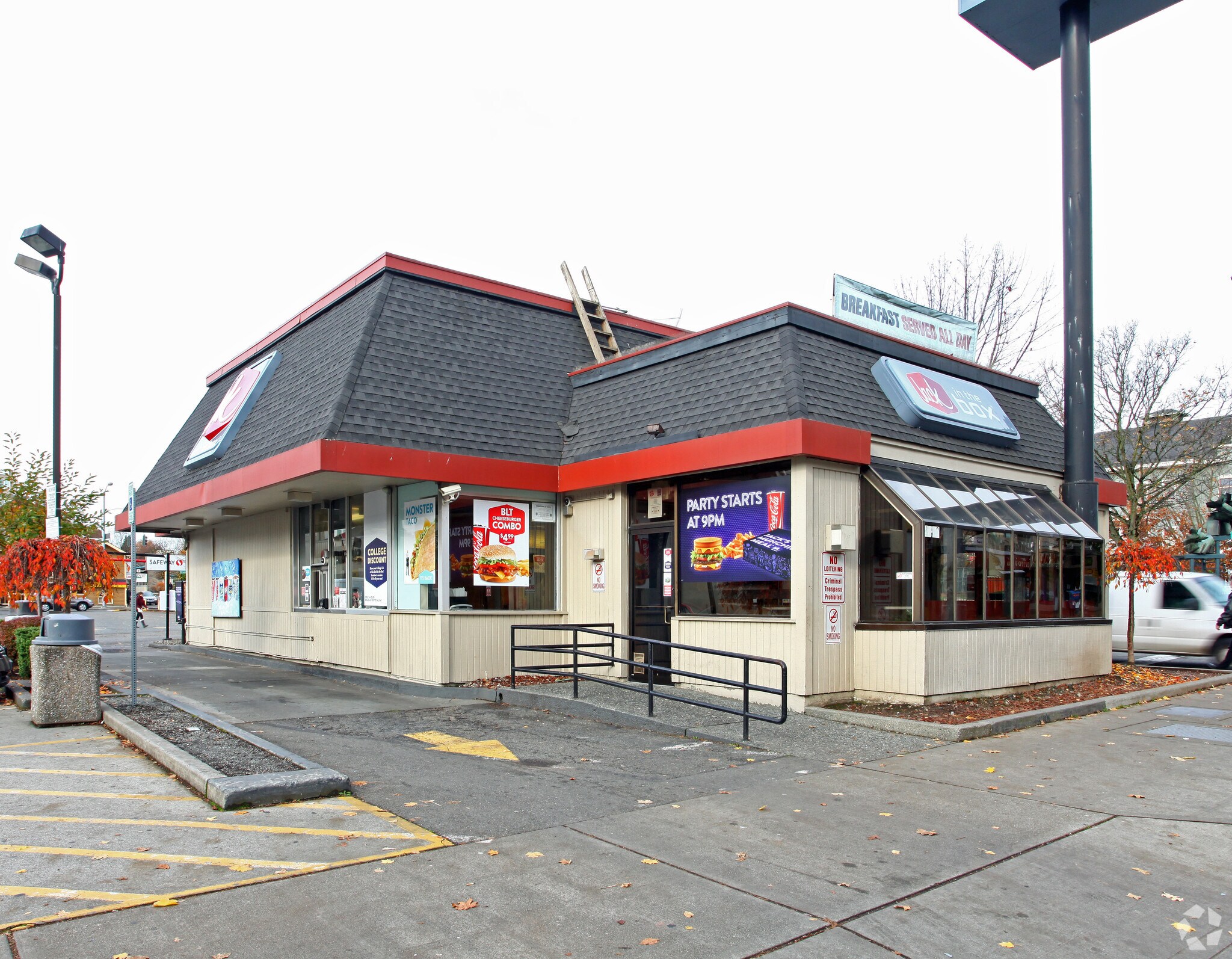 4749 University Way NE, Seattle, WA à louer Photo principale- Image 1 de 3