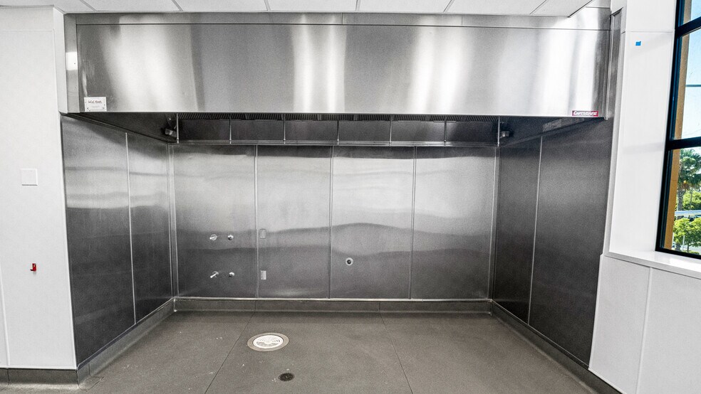 456 Elm Ave, Long Beach, CA à vendre - Photo intérieure - Image 3 de 48