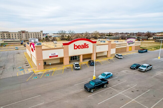 More details for 4110 W Owen K Garriott Rd, Enid, OK - Retail for Sale